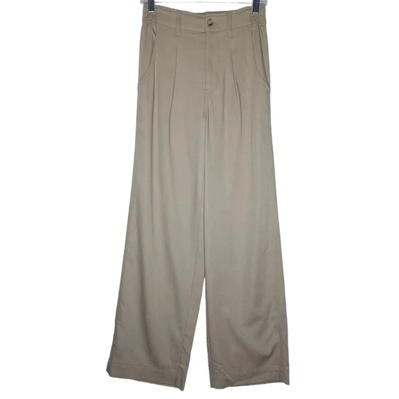Madewell Lanie Pleat Front Straight Leg Pants in Pumice - Picture 2 of 9